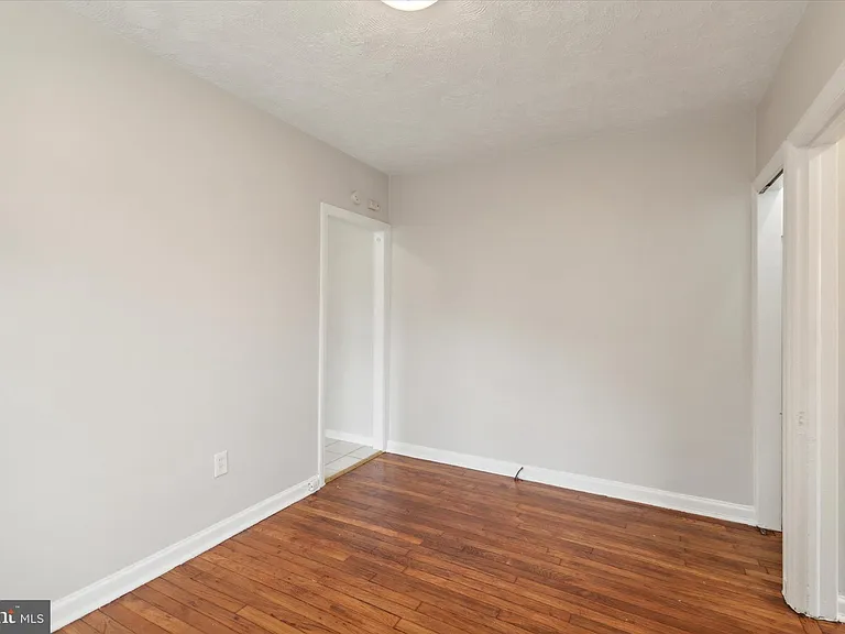 404 E Jefferson St #3 — Photo 11