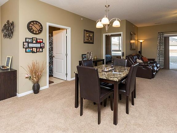 5th image of 6350 Coachlight Dr Unit 3107