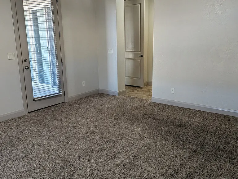 1433 Chaparral Dr — Photo 23