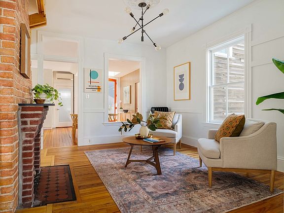 5th image of 24 Rockingham St #24