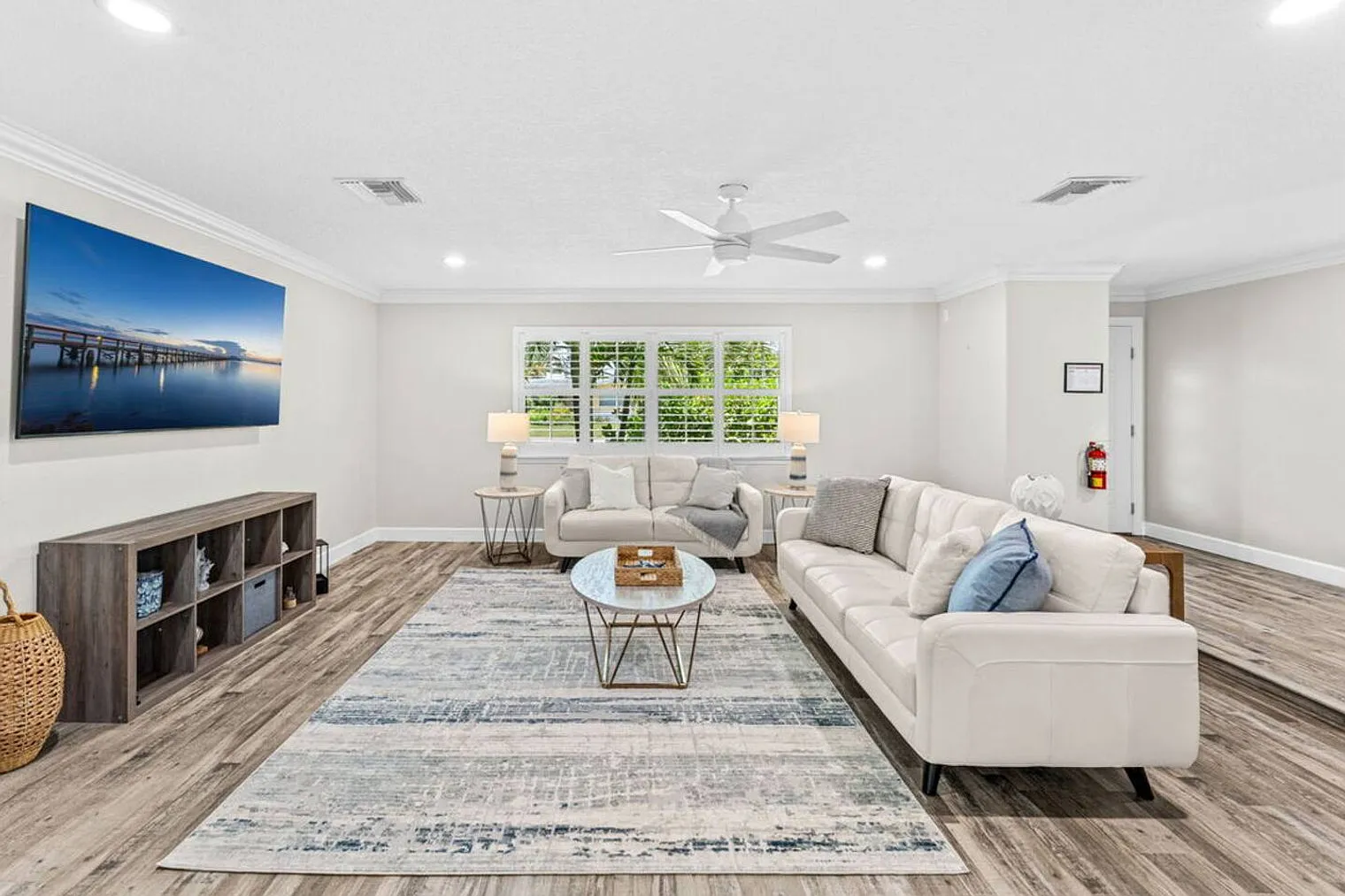 4 bed, 2.0 bath, 1872 sqft, $5,673 — Photo 1