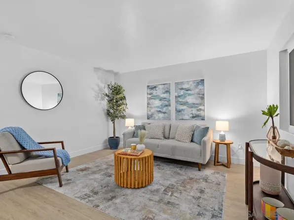 1030 Robinson Ave Unit 210, San Diego, CA 92103