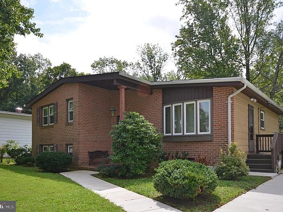 4th image of 9339 Edway Cir