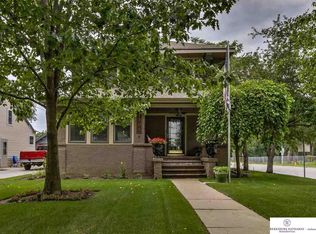 1904 S 36th St, Omaha, NE 68105