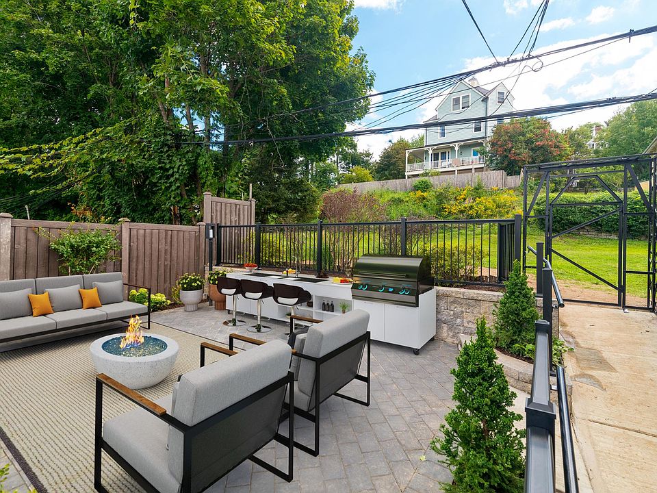 Welcome to 86 Main Street, Unit 3 Patio-Virtually Staged