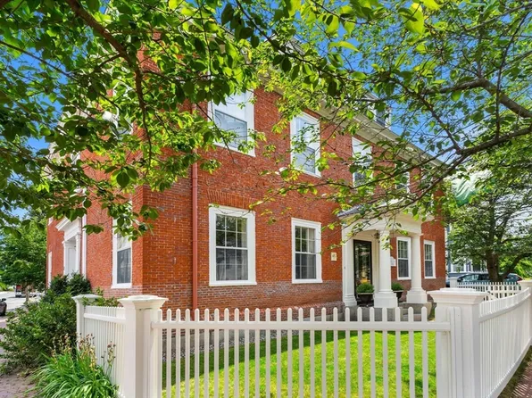 43 Federal St, Newburyport, MA 01950