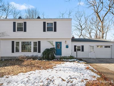 4732 Foxcroft Ave NW, Comstock Park, MI, 49321