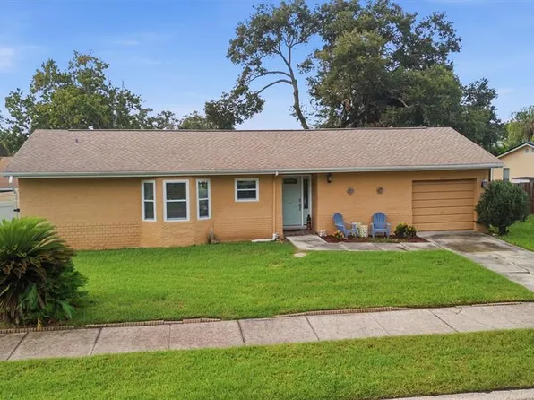670 KIRKLAND CIRCLE, DUNEDIN, FL 34698