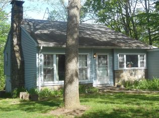 269 Oak Ln, Cresco, PA 18326