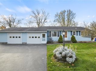 53 Elmore Dr, Rochester, NY 14606