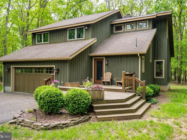 62 Middleton Rd, Oakland, MD 21550