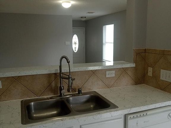 5th image of 19027 Remington Bend Dr