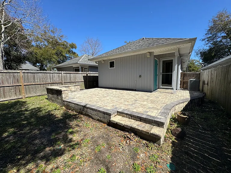 255 S C St — Photo 18