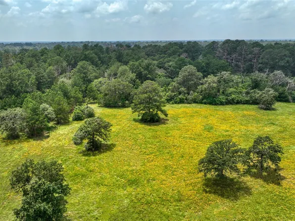 4749 Highway 36 N, Bellville, TX 77418