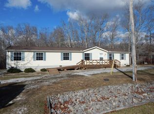 283 Doris Dr, Crossville, TN 38555