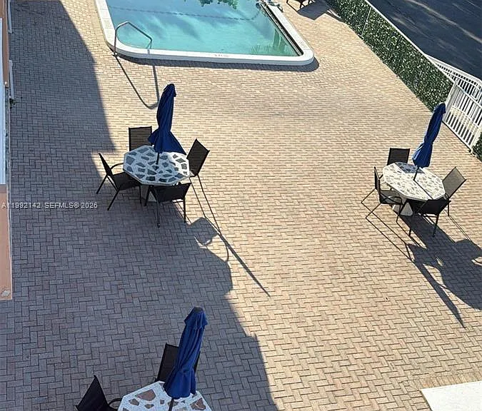 2200 E Hallandale Beach Blvd #605 — Photo 3
