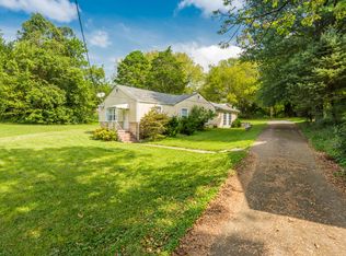 212 Burns Rd, Knoxville, TN 37914