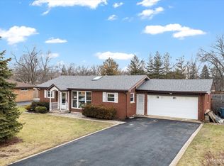 8728 W 96th Pl, Palos Hills, IL