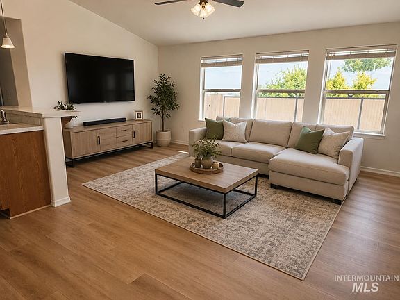 2nd image of 1135 Fiesta Way