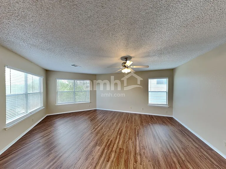 6806 Winterpath Dr — Photo 11