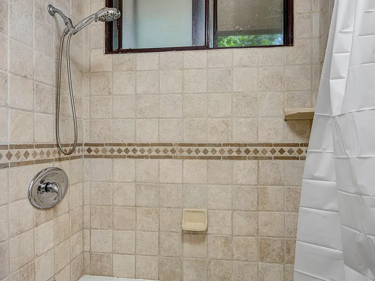 8707 Falmouth Ave #109 — Photo 12