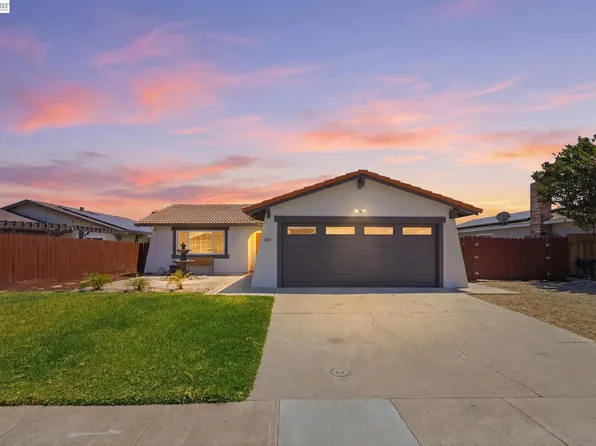 1254 Chelsea Pl, Manteca, CA 95336