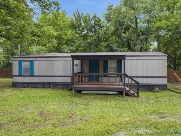 213 N Cherokee St, Spavinaw, OK 74366