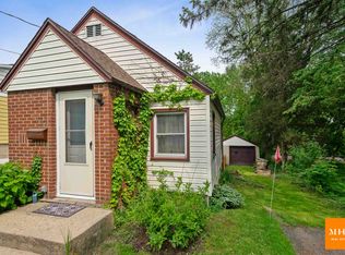 1621 Loftsgordon Ave, Madison, WI 53704