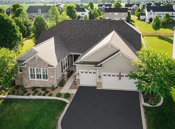 2nd image of 719 Jorstad Dr