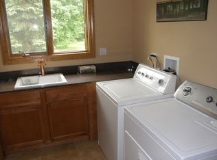 1519 Palatine Rd, Inverness, IL 60067