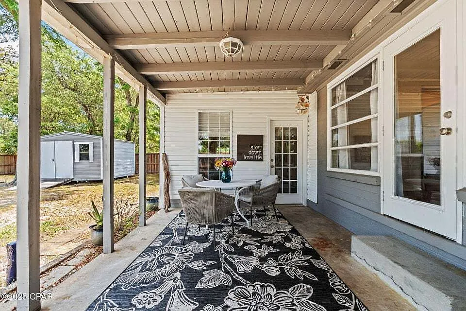 414 South Palo Alto Avenue - 1 — Photo 3