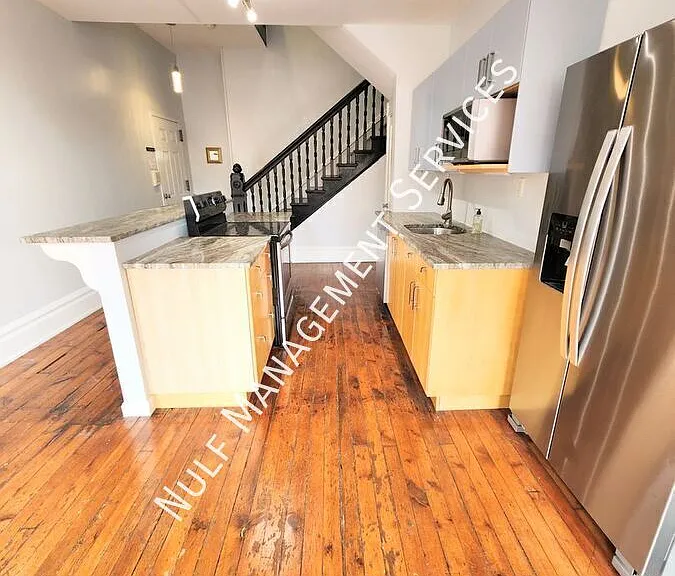 5222 Butler St #1 — Photo 1