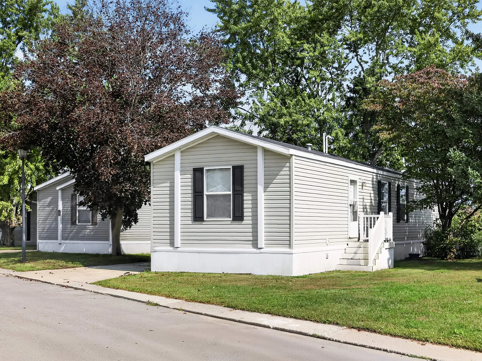 Shawnee Community — Photo 1