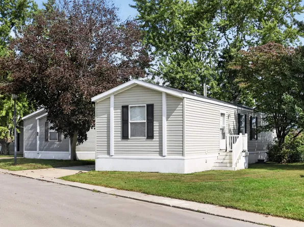 Shawnee Community, 1558 W Shawnee Rd #1a2, Baroda, MI 49101