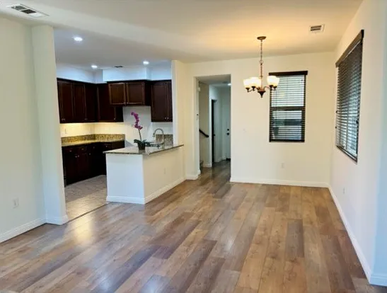 3 bed, 2.5 bath, 1696 sqft, $3,050 — Photo 1