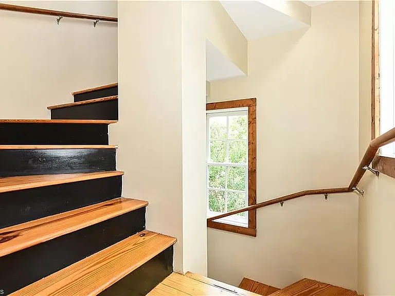 445 McAdoo Ave #445 — Photo 18