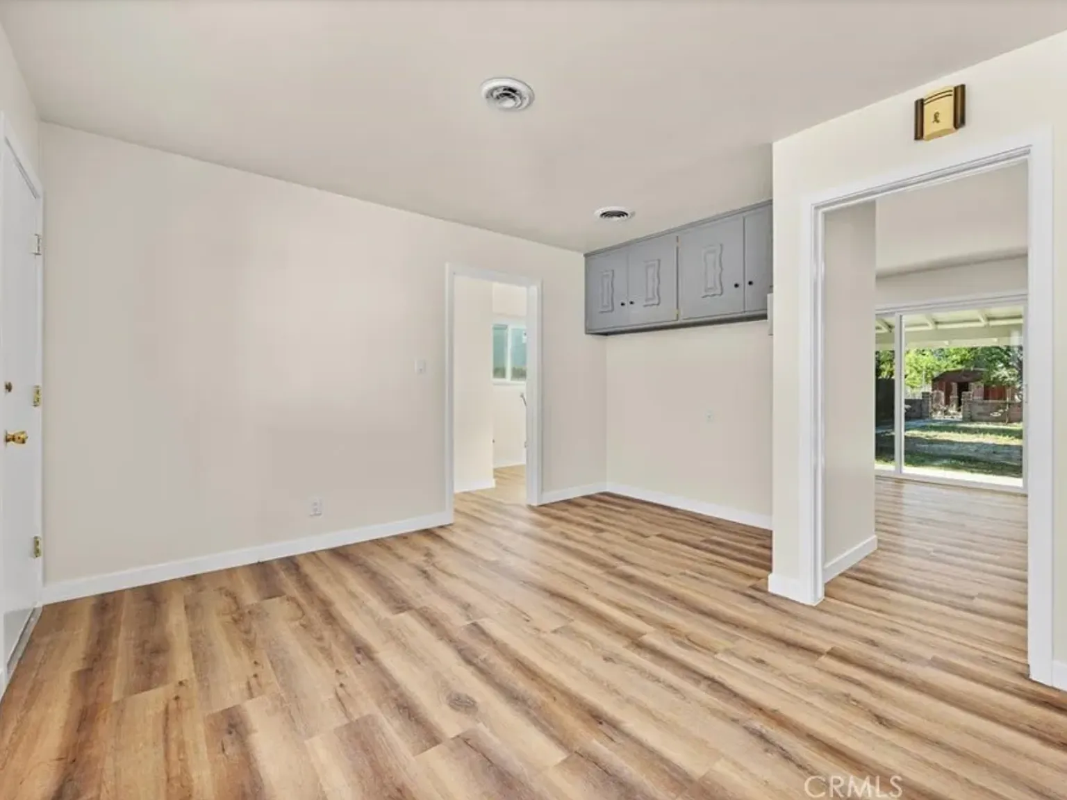 1 bed, $980 — Photo 3