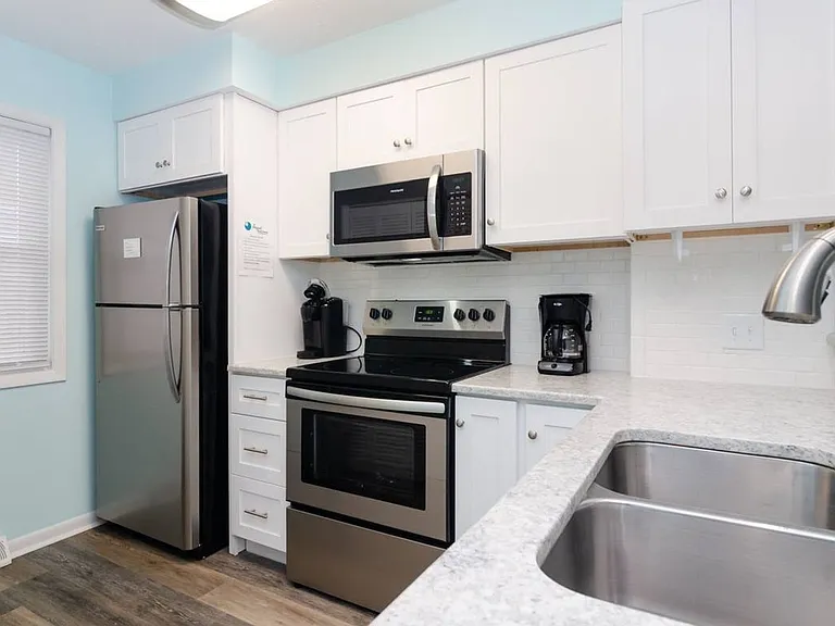 1101 Sand Dollar Ct — Photo 14