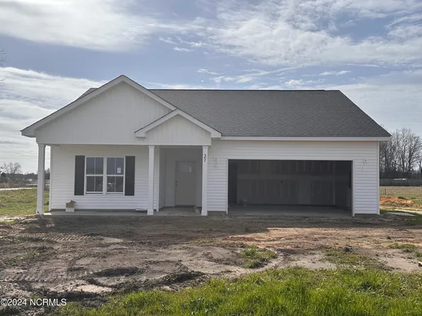 27 Delta Drive, Parkton, NC 28371