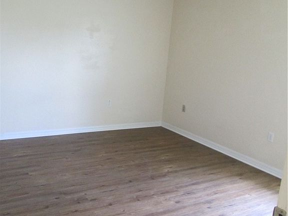 4th image of 519 Washington Blvd NW