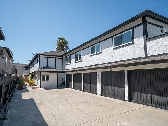 2nd image of 810 S Flower St