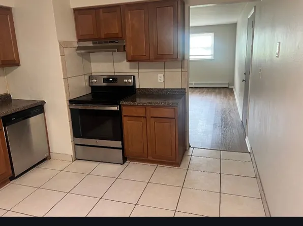 440 Mathews Rd APT 2, Youngstown, OH 44512