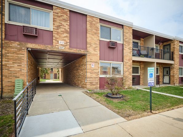 212A Collen Dr APT 104, Lombard, IL 60148