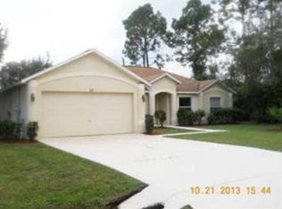 34 Round Tree Dr, Palm Coast, FL 32164