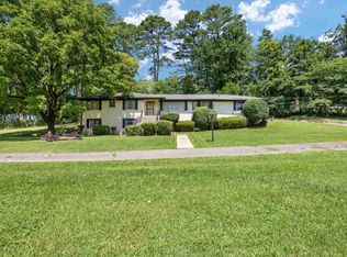 1424 Bobolink Ln, Center Point, AL 35215