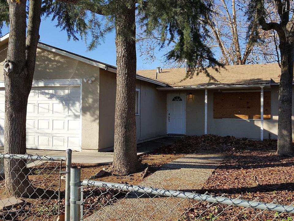 2nd image of 2641 Parkdale Dr