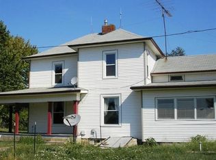 1128 V Rd, Hartford, KS 66854