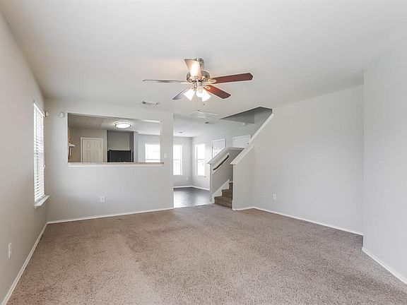 4th image of 21035 Emery Mills Ln