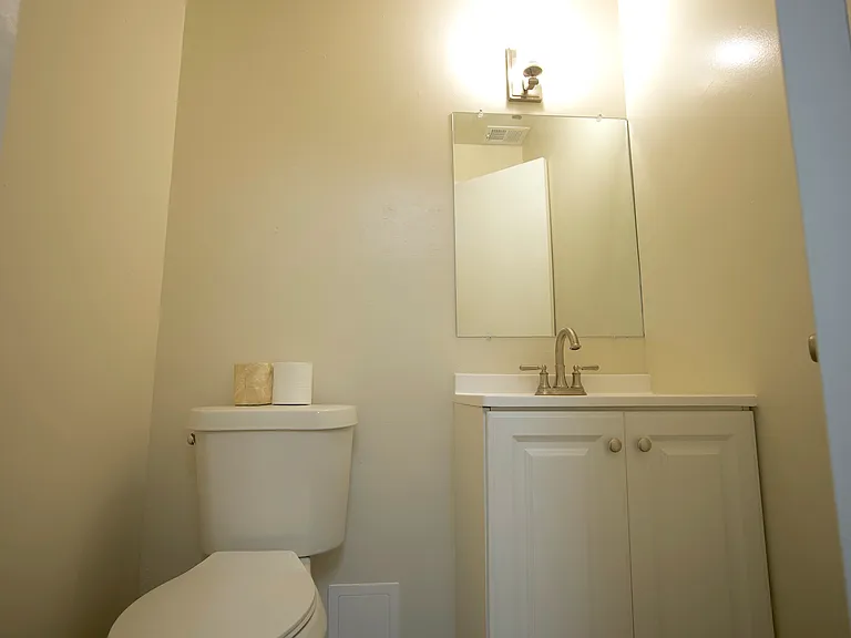 4700 N Mesa St #B3 — Photo 3