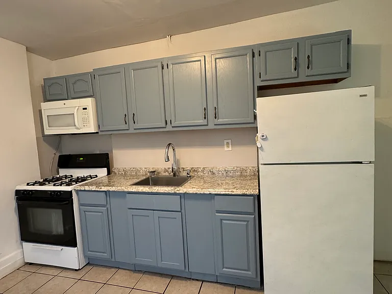 1132 S 17th St — Photo 5